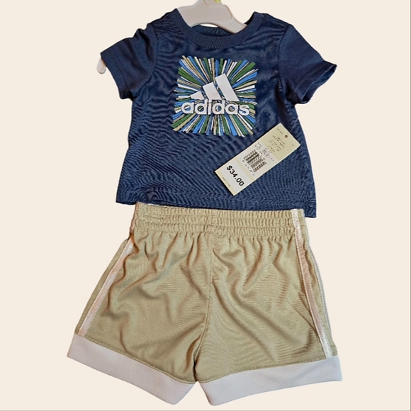 Adidas Little Boys 2 Piece Tee and Shorts Set Blue Tee/Beige Shorts NWT 3M - Picture 1 of 3